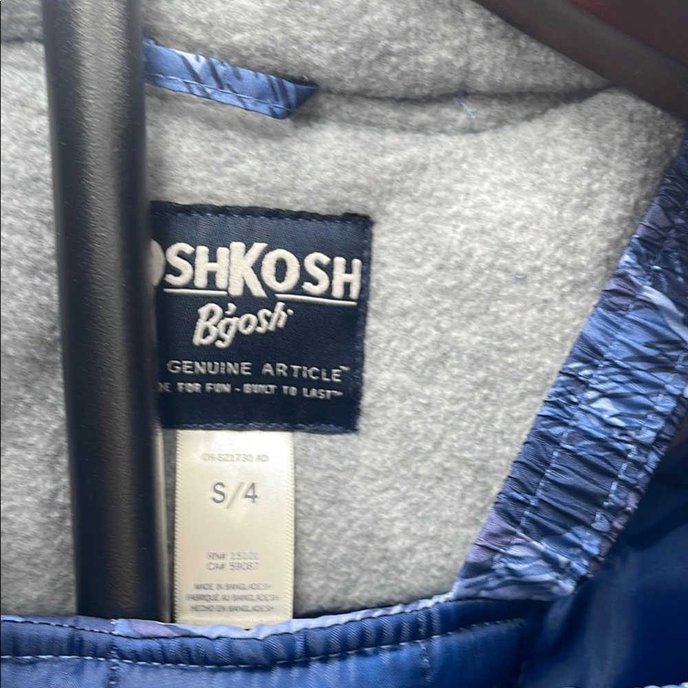 Oshkosh Bgosh Children's Blue Camouflage snow suit size 4 Brand new - Picture 3 of 11